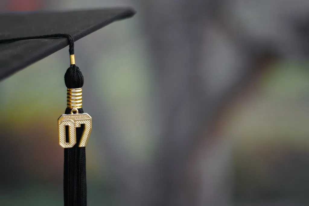 How much is the interest rate on student loans